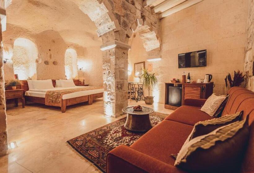 هتل Peristyle Cave Cappadocia  Special Class