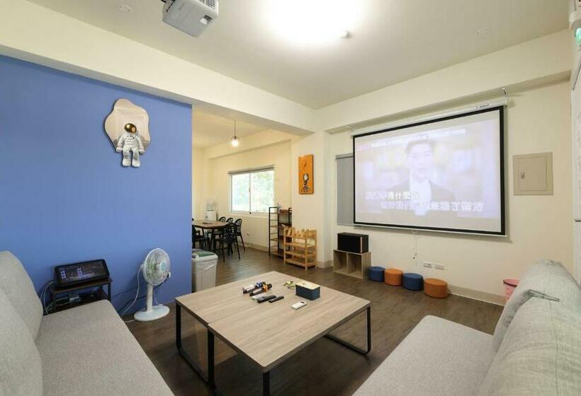 تختخواب و صبحانه 拾光民宿