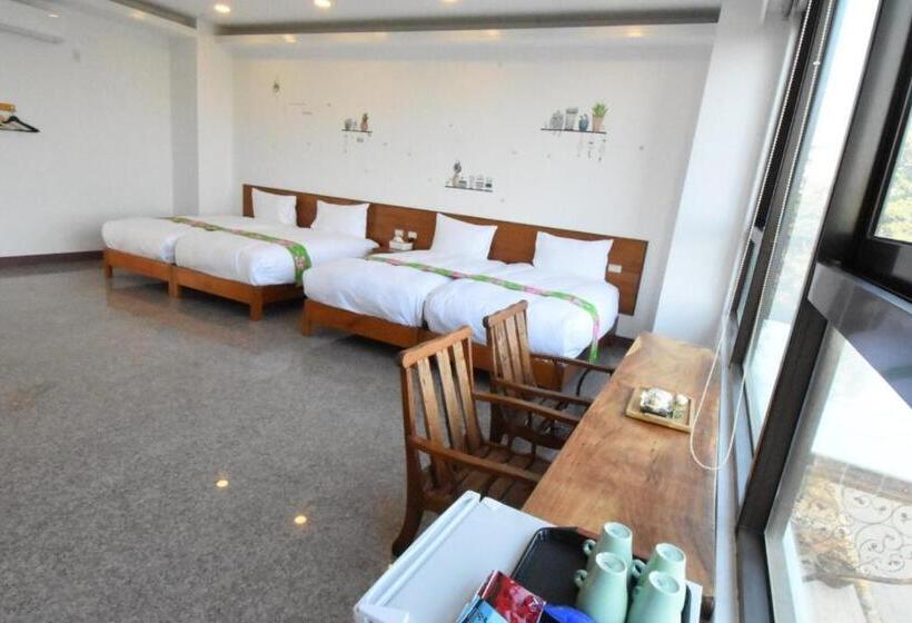 تختخواب و صبحانه 巨缿民宿巨象民宿