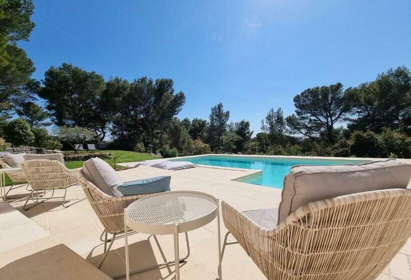 تختخواب و صبحانه Cosy En Provence   Piscine Chauffée De Mai à Septembre