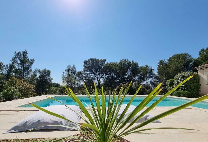 تختخواب و صبحانه Cosy En Provence   Piscine Chauffée De Mai à Septembre