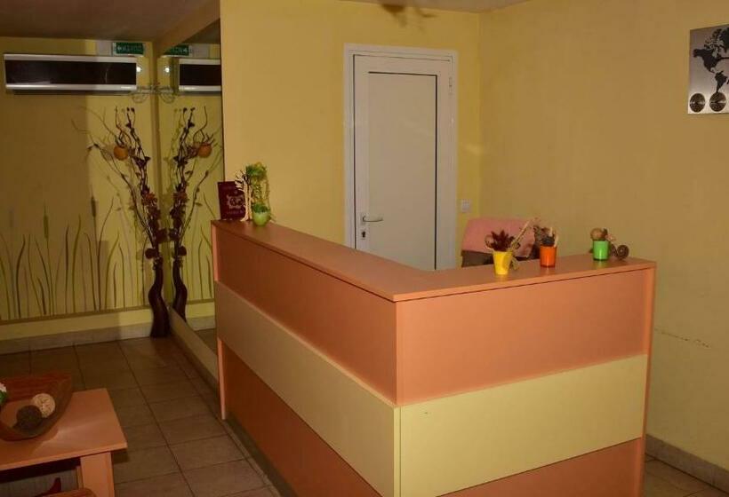 Hotel семеен хотел лъки