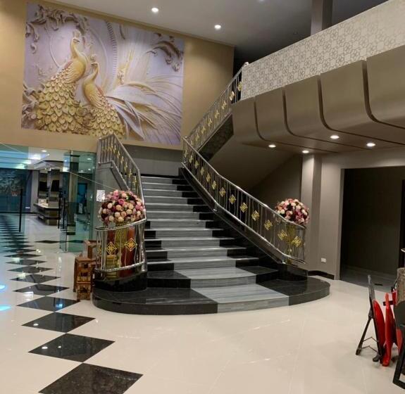 هتل โรงแรมมาลินี