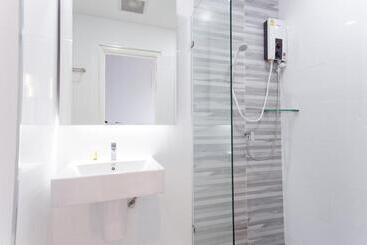 Abizz Hotel Kwanphayao