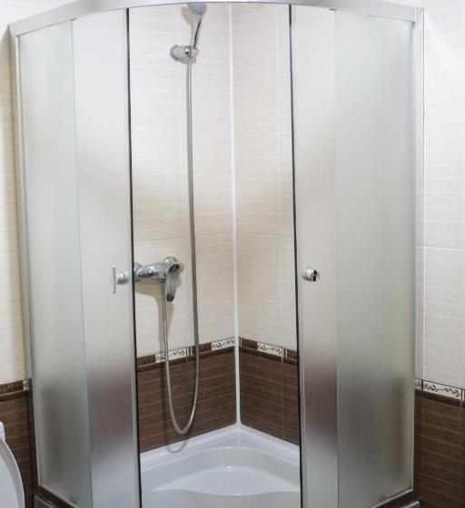 Pension (Hôtel basse catégorie) гостьовий дім у ані