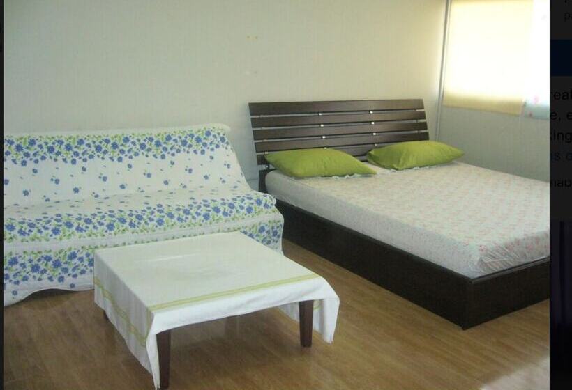 پانسیون Room In Guest Room   Chan Kim Don Mueang Guest House, 550 Yards From Impact Muang Thong Thani