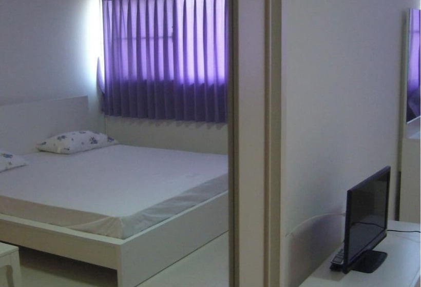 پانسیون Room In Guest Room   Chan Kim Don Mueang Guest House