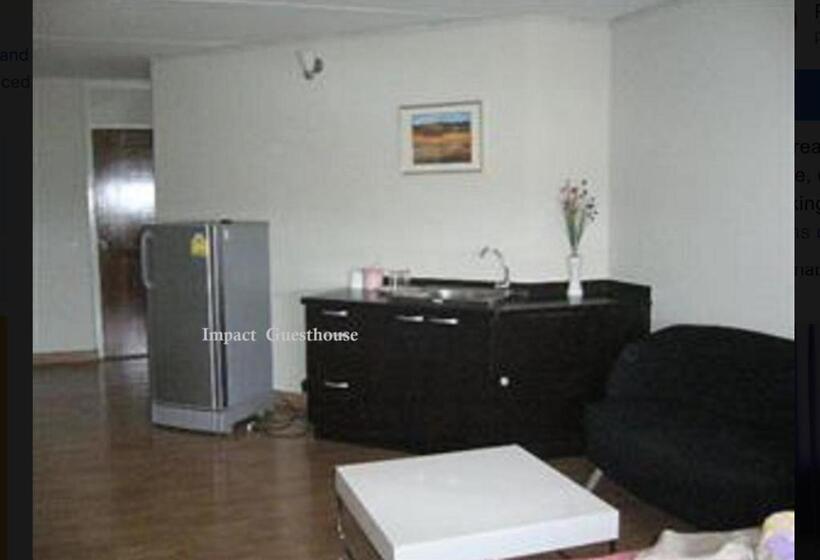 پانسیون Room In Guest Room   Chan Kim Don Mueang Guest House