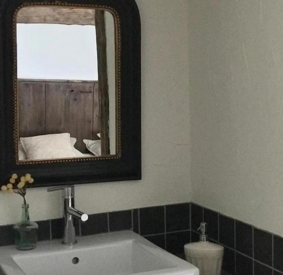 مبيت وإفطار La Perle De La Lauzière, Chambres D Hôtes