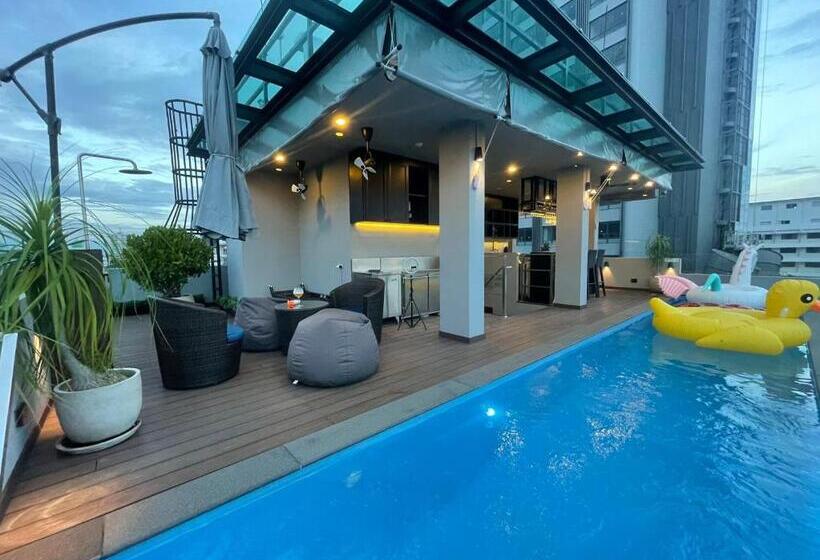 هتل Ama S House Luxury Boutique