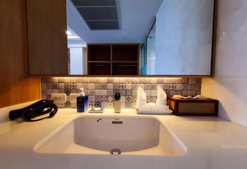 هتل Ama S House Luxury Boutique