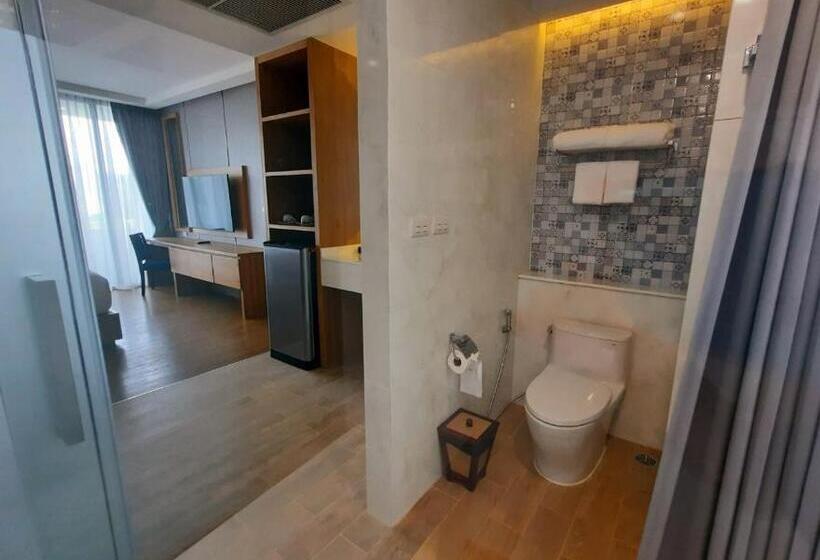 هتل Ama S House Luxury Boutique