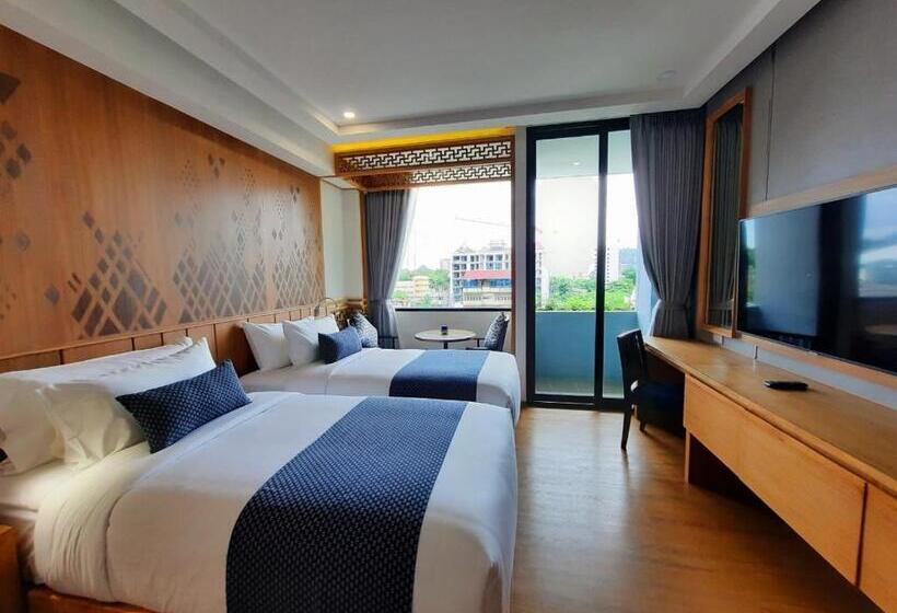 هتل Ama S House Luxury Boutique