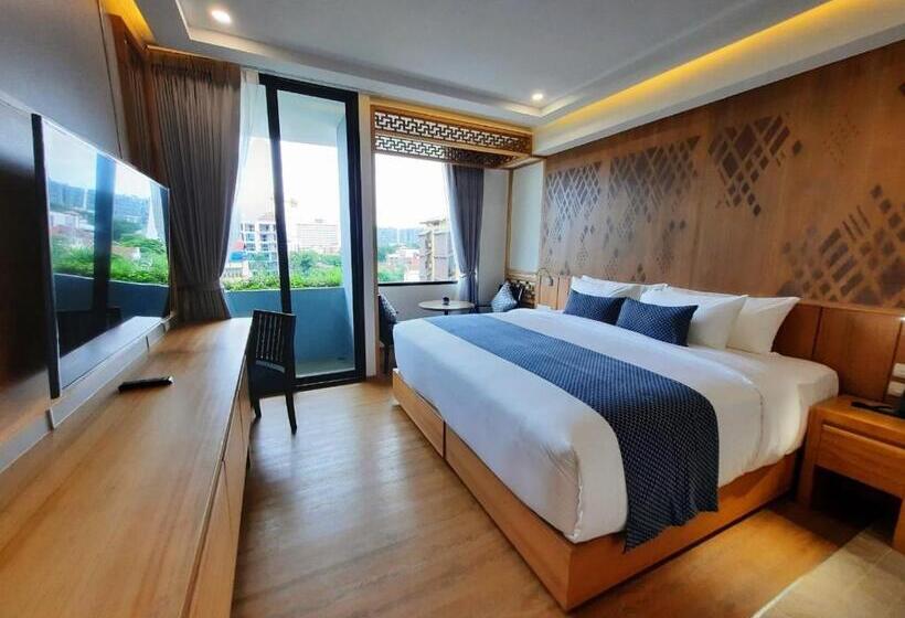 هتل Ama S House Luxury Boutique