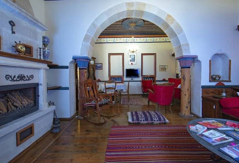 Kadievi