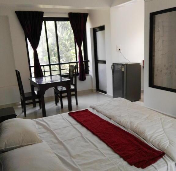 پانسیون Wave Morjim