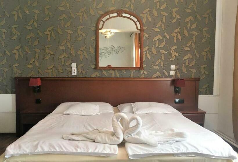 Bed and Breakfast Európa Panzió