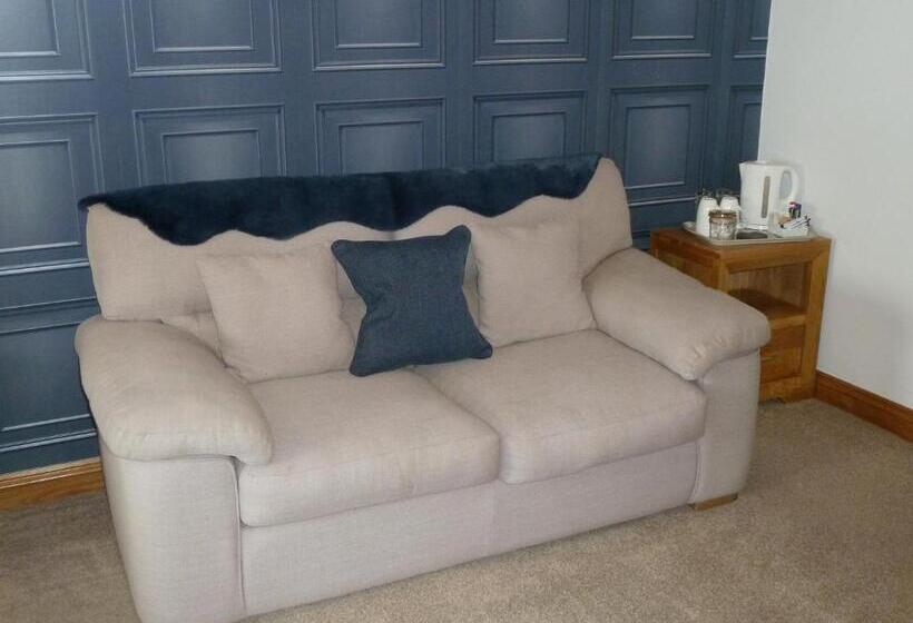 بنسيون Gwynfryn Guest House