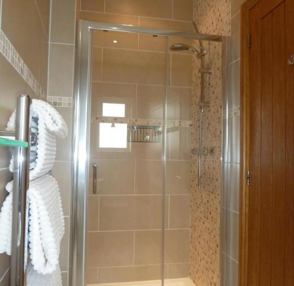 بنسيون Gwynfryn Guest House