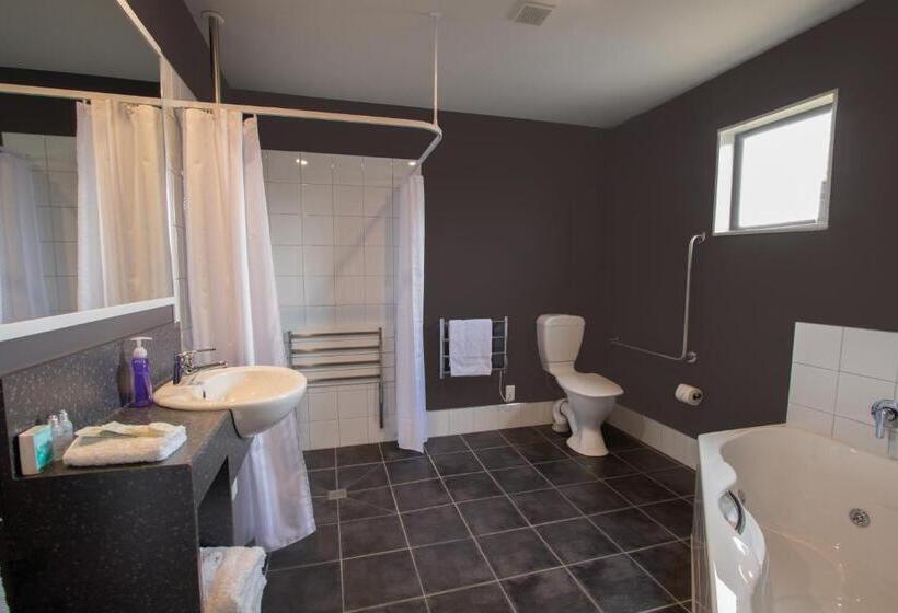 הוסטל Stations Inn