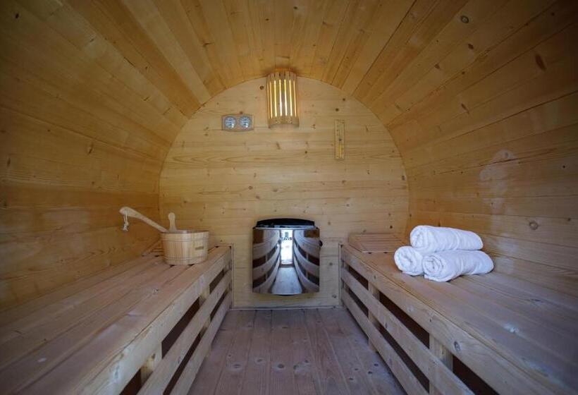 تختخواب و صبحانه árnyas Panzió Gödöllő