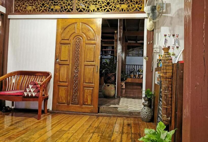 پانسیون Chanida Home