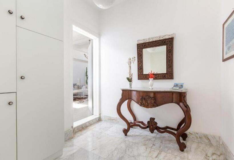پانسیون Excellent Rooms