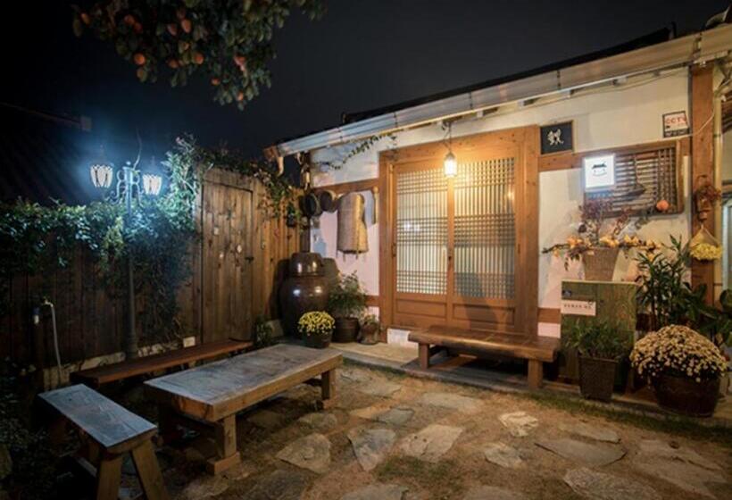 بنسيون Hanok Story Guesthouse