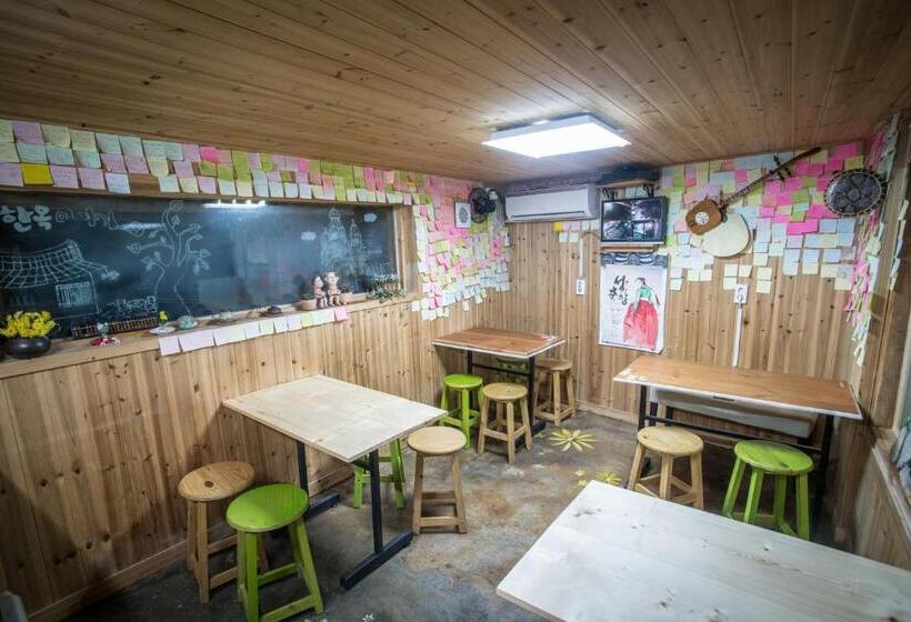 بنسيون Hanok Story Guesthouse
