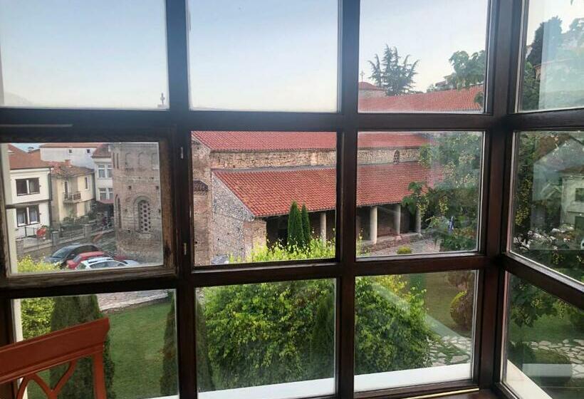 پانسیون Vila Natalia