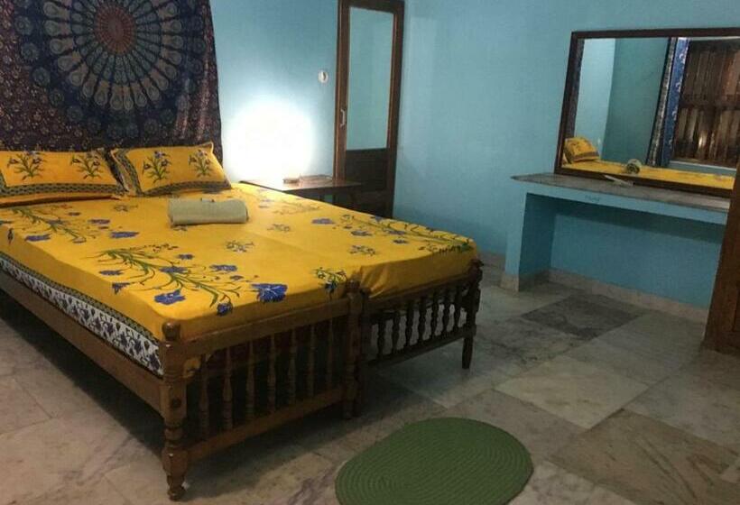 پانسیون Zen House