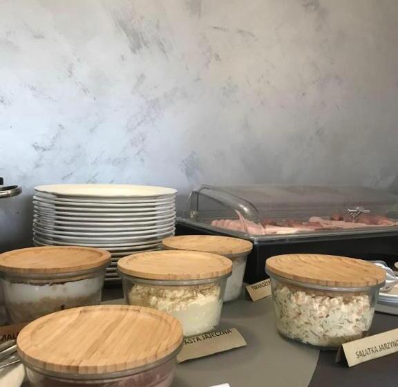 ホテル Astra Tajemniczy Ogród