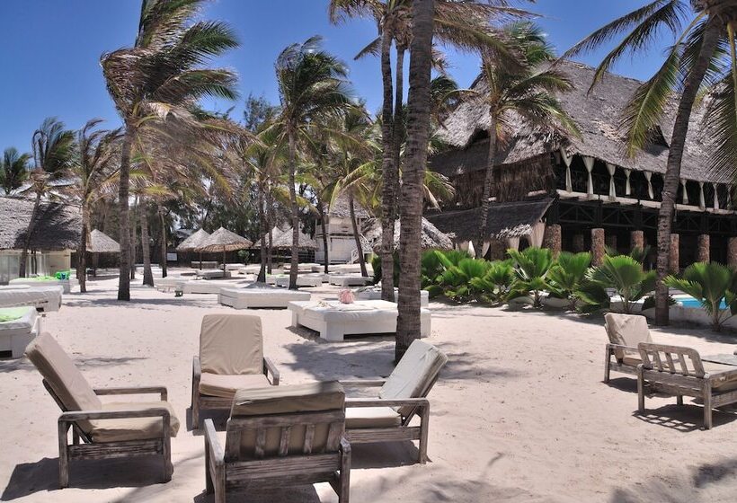 هتل Barracuda Inn Resort