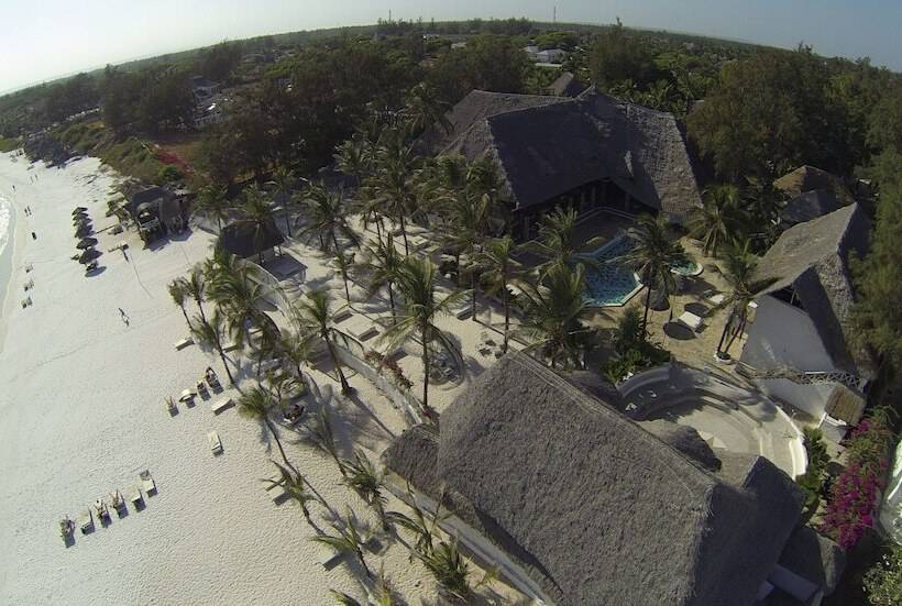 هتل Barracuda Inn Resort