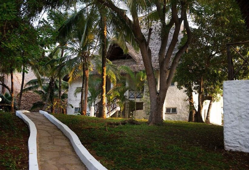 هتل Barracuda Inn Resort