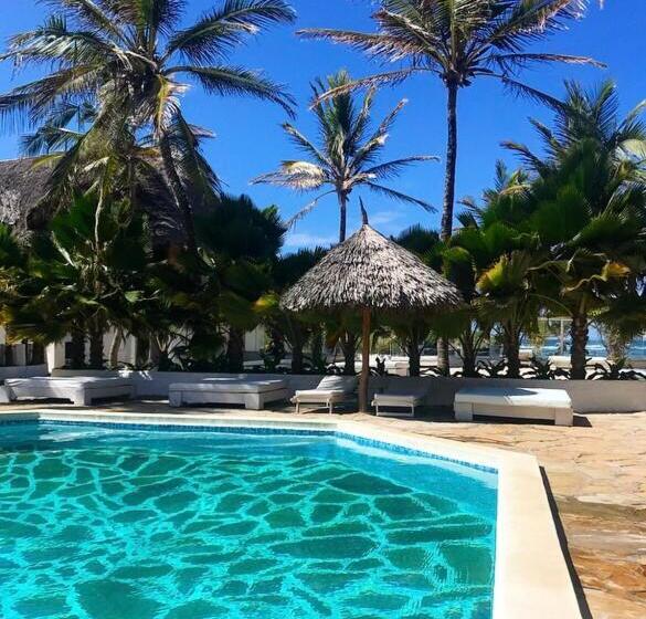 هتل Barracuda Inn Resort