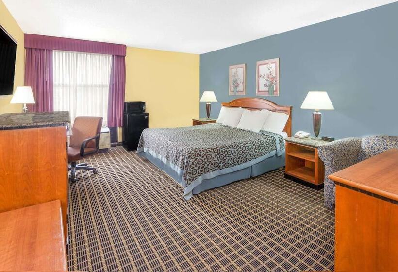 هتل Days Inn & Suites By Wyndham Kalamazoo