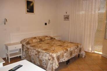 هتل Eurotravel Bed And Car