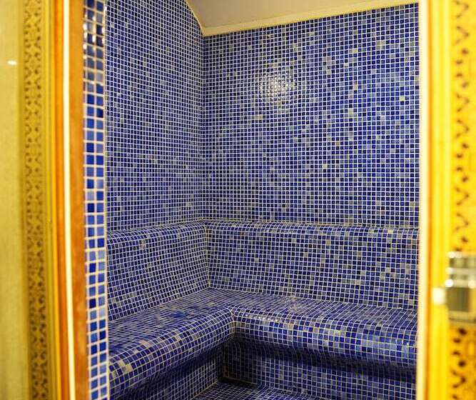 Fotos del hotel Grand Aras Hotel & Suites:  19