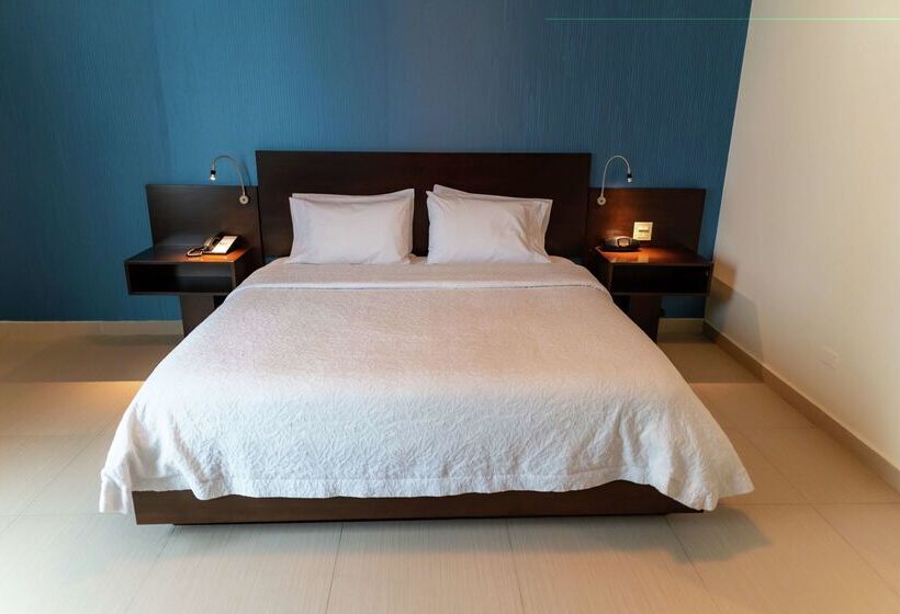 Fotos del hotel Hampton By Hilton Panama:  32
