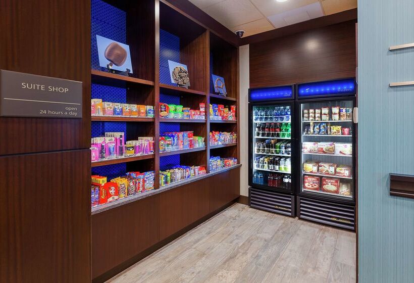 هتل Hampton Inn & Suites Bend