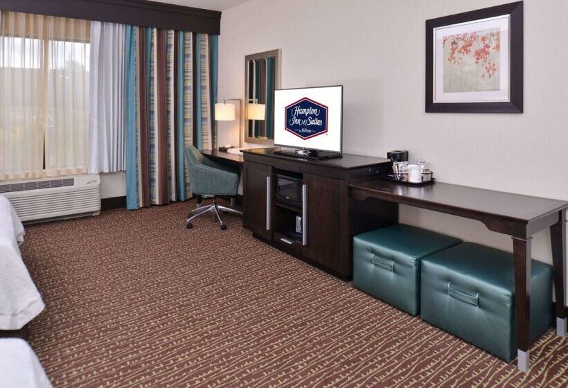 هتل Hampton Inn & Suites Bend