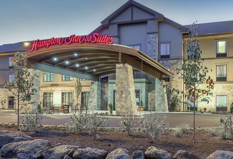 هتل Hampton Inn & Suites Bend