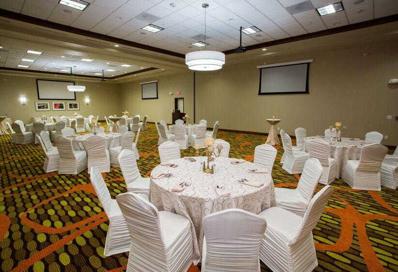 בית מלון כפרי Hilton Garden Inn Cincinnati/west Chester