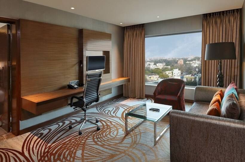 Fotos del hotel Holiday Inn Jaipur City Centre, An Ihg:  73