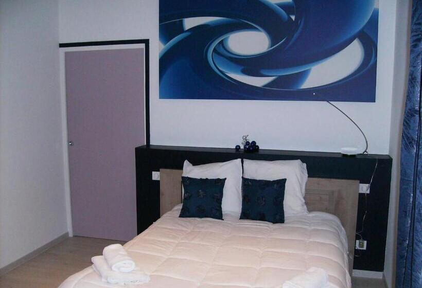 هتل Hôtel Pedussaut