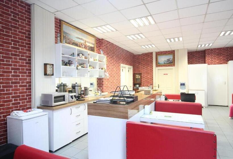 Fotos del hotel Lotus:  15