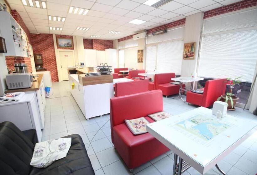 Fotos del hotel Lotus:  12