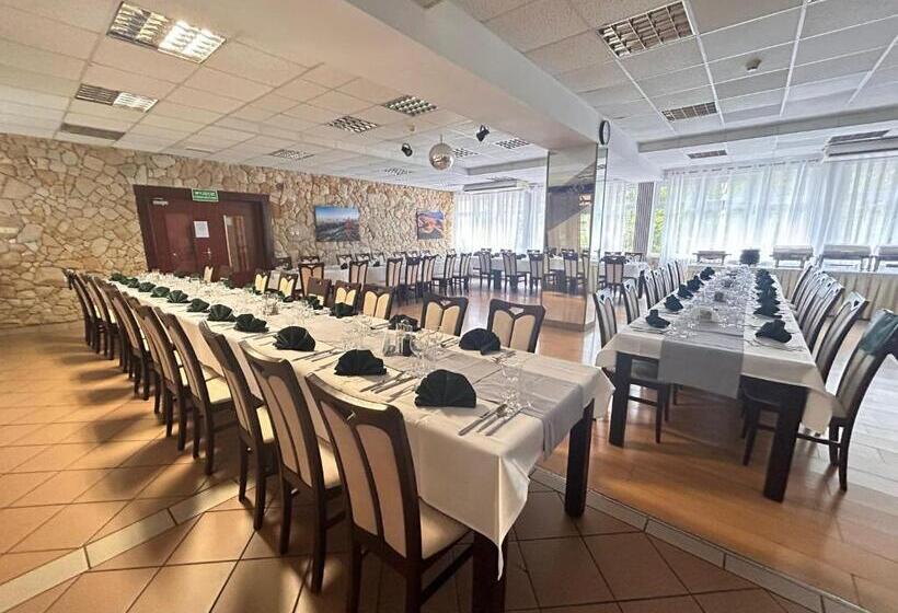 هتل Ośrodek Konferencyjno Wypoczynkowy Krucze Skały W Karpaczu
