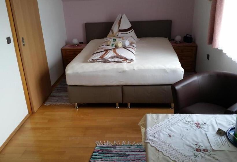 בית מלון כפרי Pension Maria Wallner